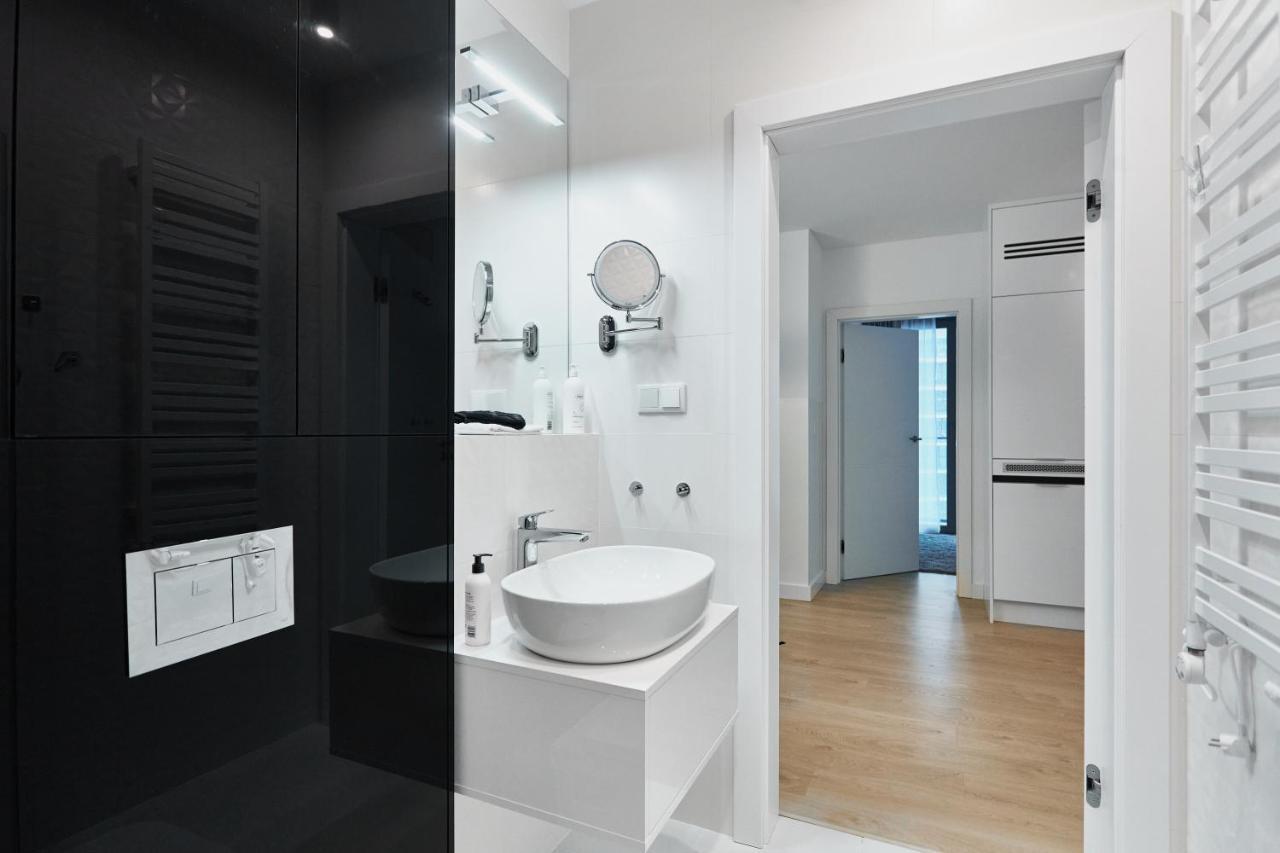 Wave Family Apartment - Sea View 미엥지즈드로예 외부 사진